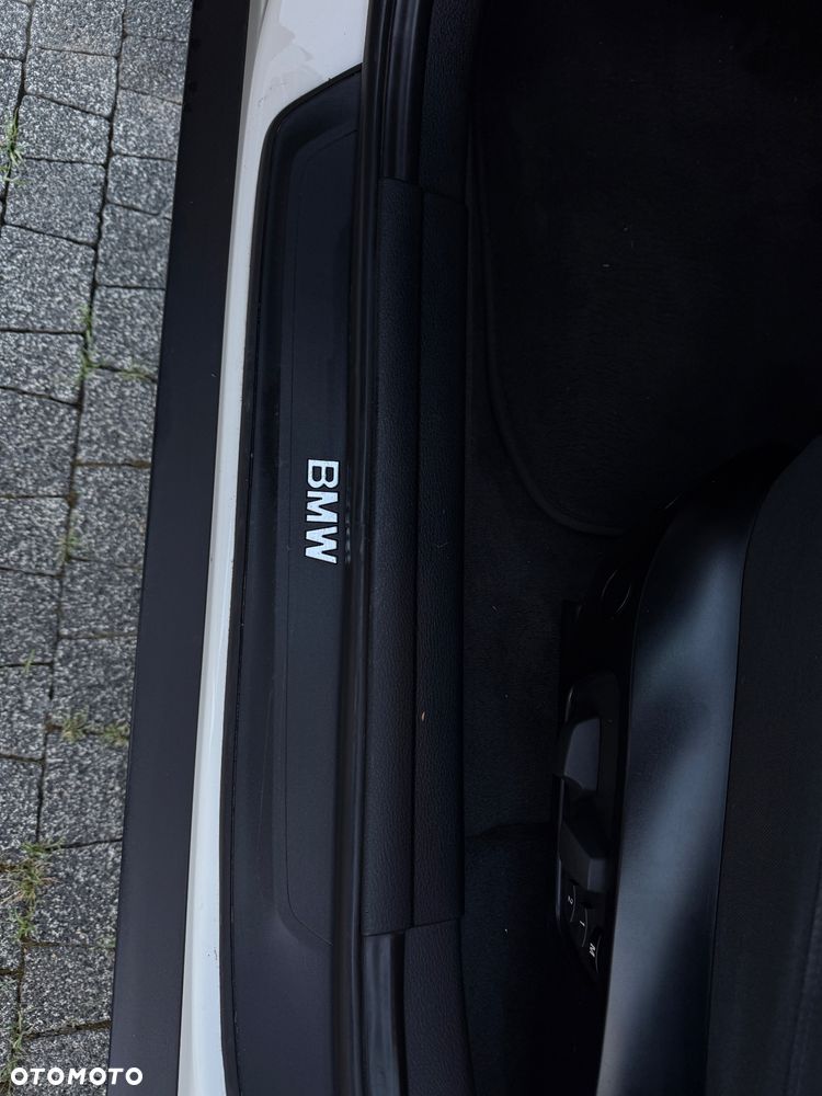 BMW X1 - 13