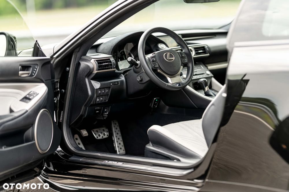 Lexus RC F Prestige - 21