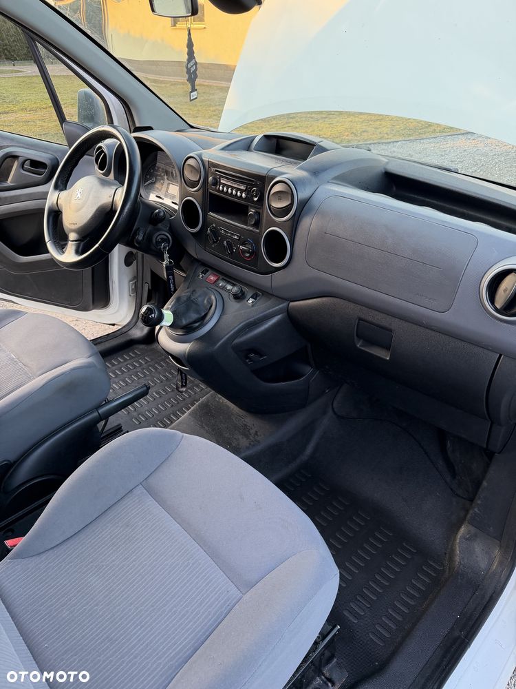 Peugeot Partner - 8