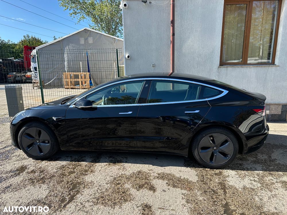 Tesla Model 3 Standard Reichweite Plus Hinterradantrieb - 1