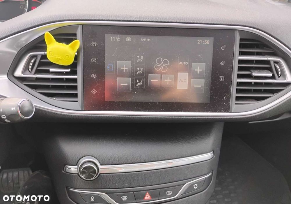Peugeot 308 - 15