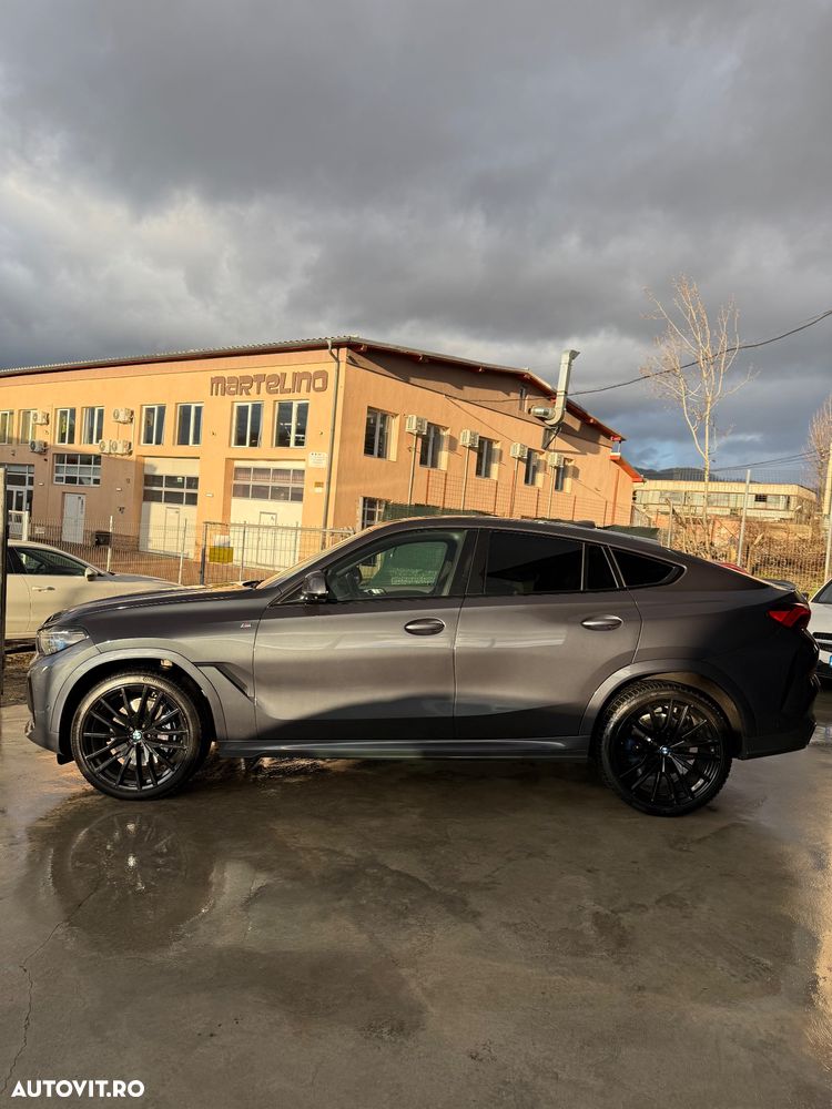 BMW X6 xDrive40i AT MHEV - 24