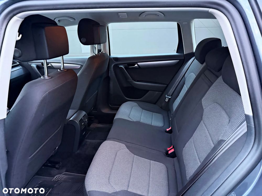 Volkswagen Passat Variant - 30