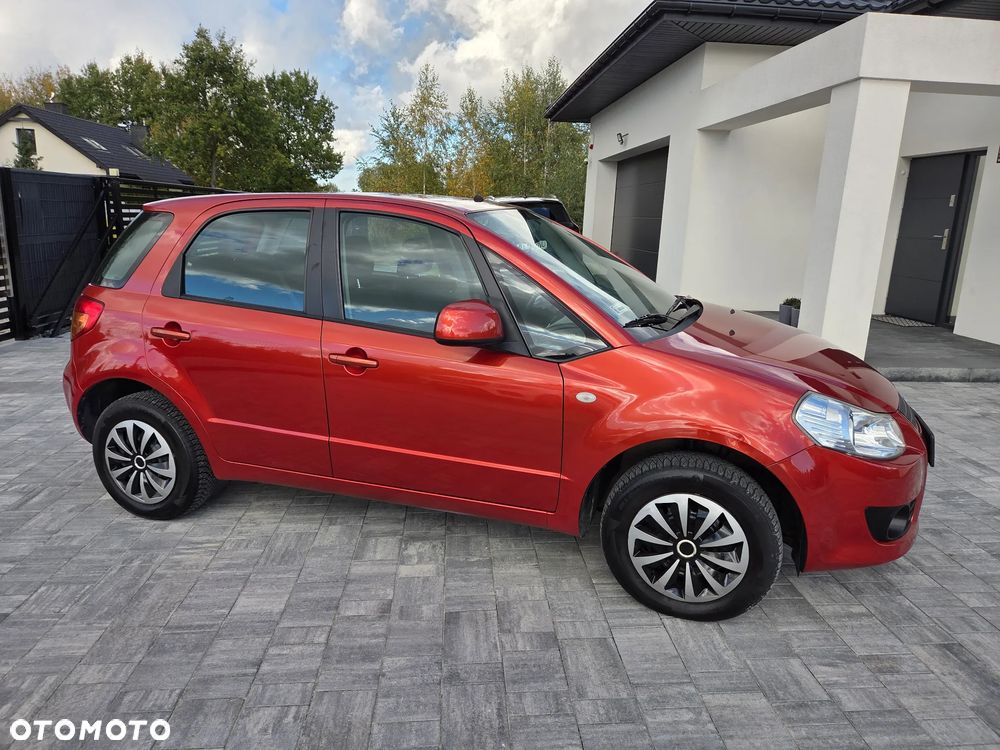 Suzuki SX4 1.9 DDiS DPF Streetline 4x2 Club - 37