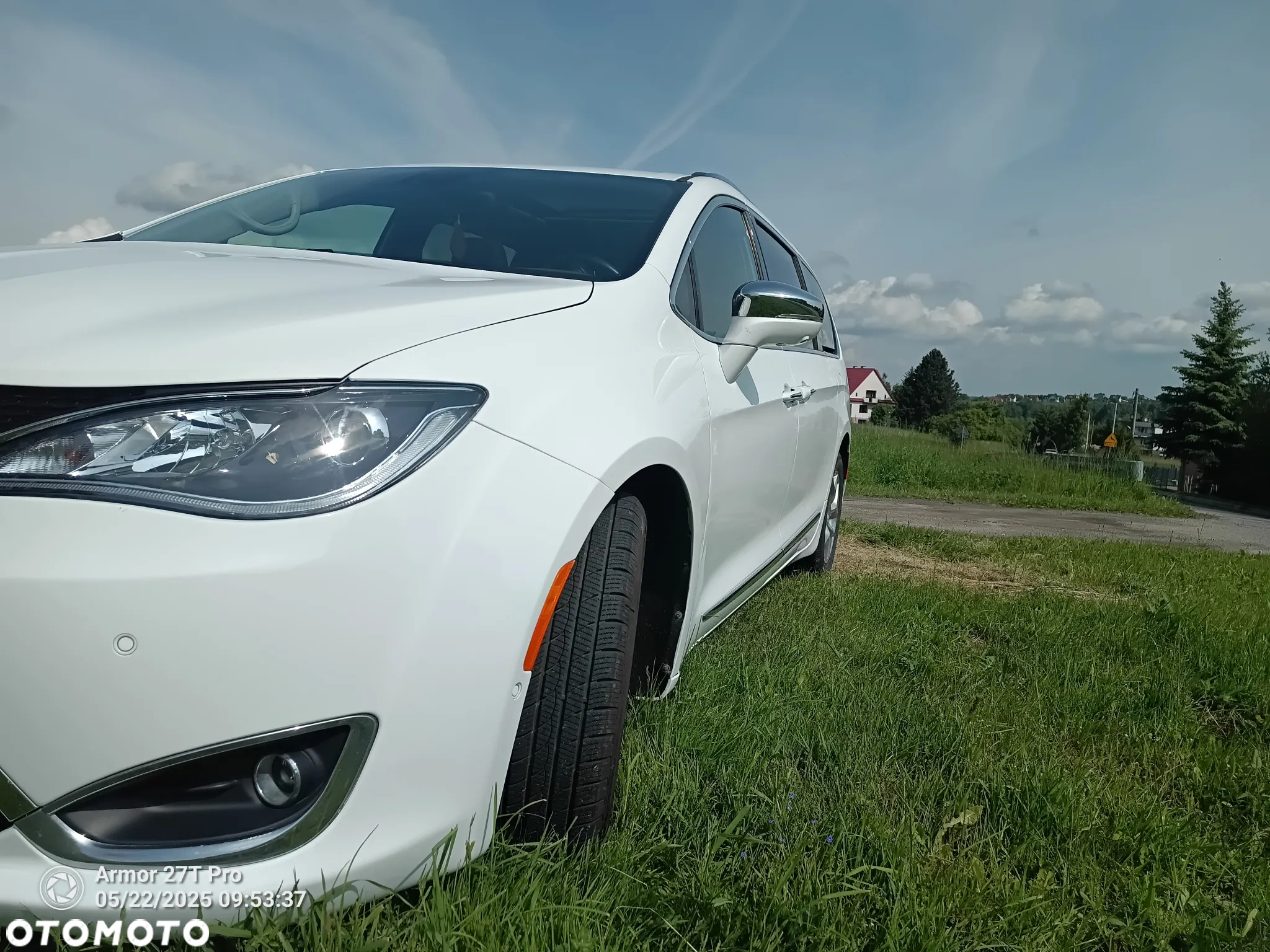 Chrysler Pacifica - 26