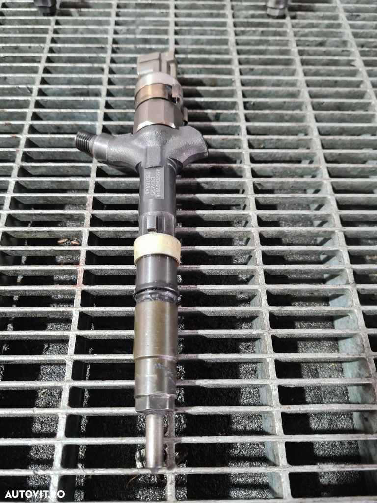 Injector Toyota RAV 4 II 2.0 D 2000 - 2006 116CP 1CD - FTV (1052) 2367027030 - 2