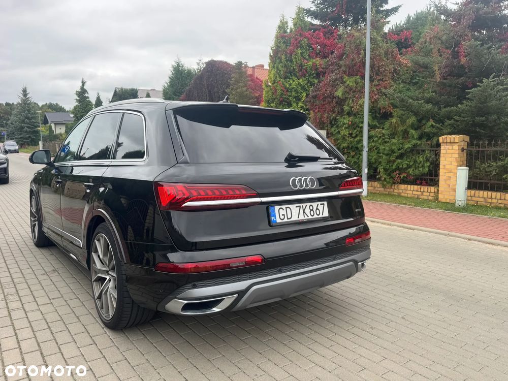 Audi Q7 - 8
