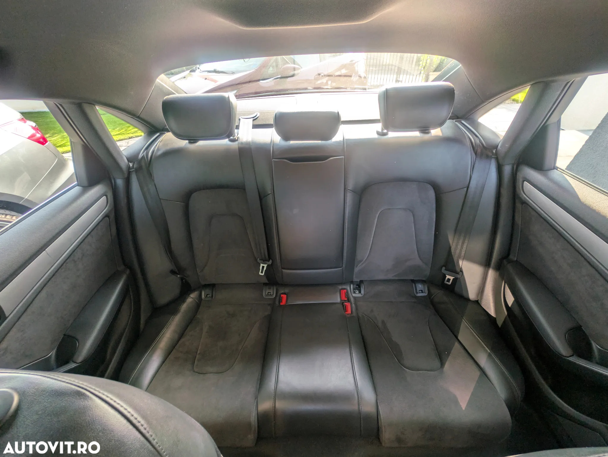 Audi A4 2.0 TDI B8 - 14