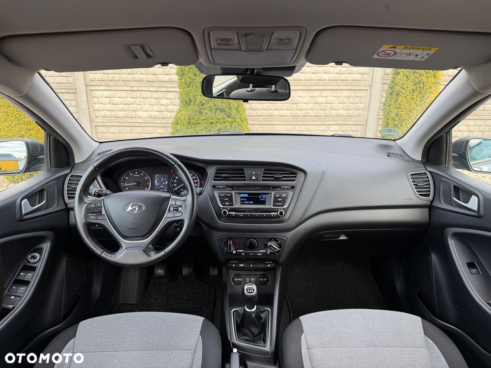Hyundai i20 blue 1.2 YES Gold - 7