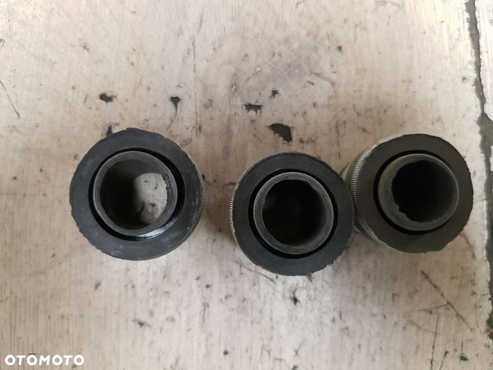 Uszczelka układu wydechowego Honda MTX80 MTX125 CRM50  18391-GJ1-000 - 5