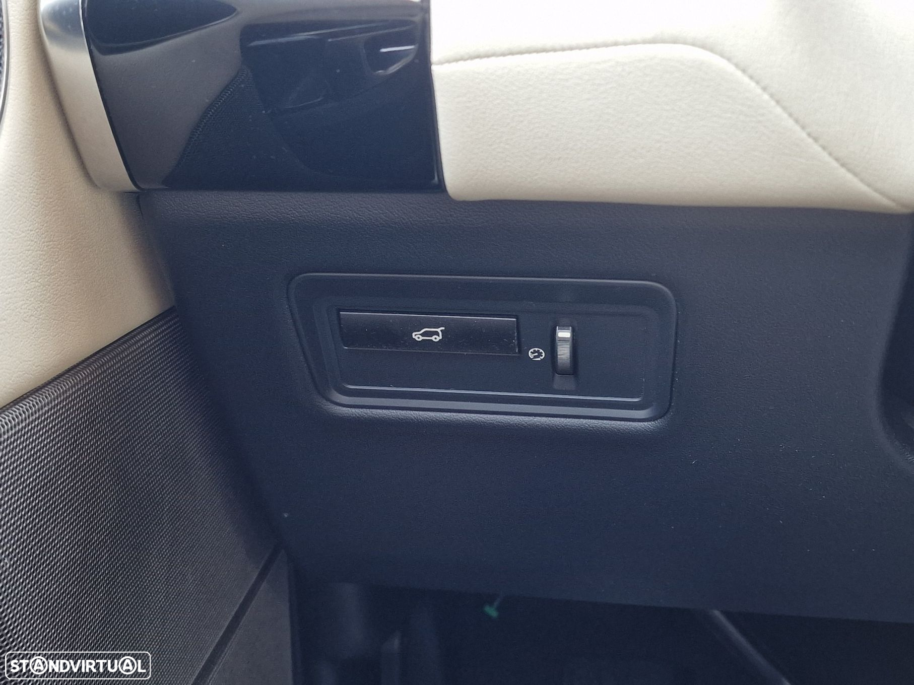 Land Rover Range Rover Sport 3.0 SDV6 HSE Dynamic - 24