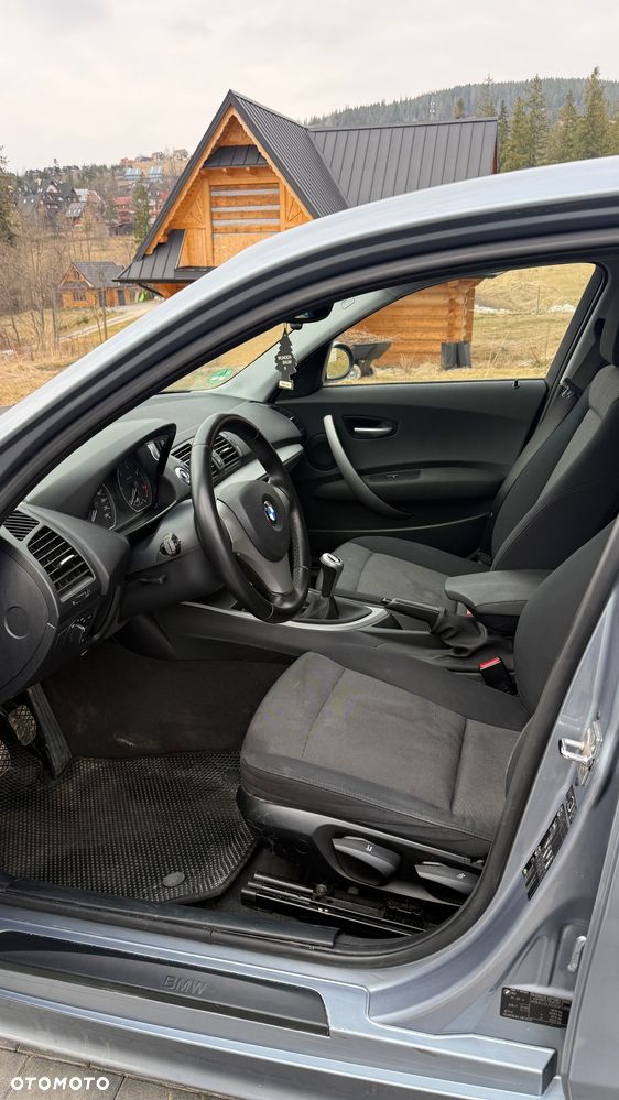 BMW Seria 1 - 17