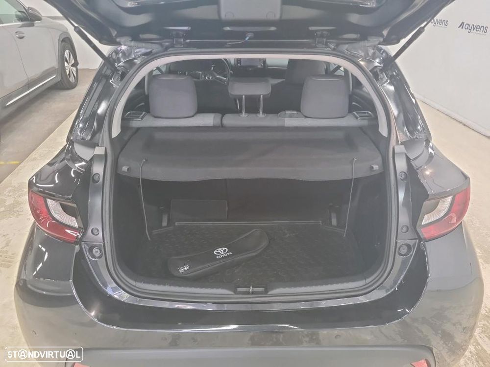 Toyota Yaris 1.5 HDF Comfort Plus - 11