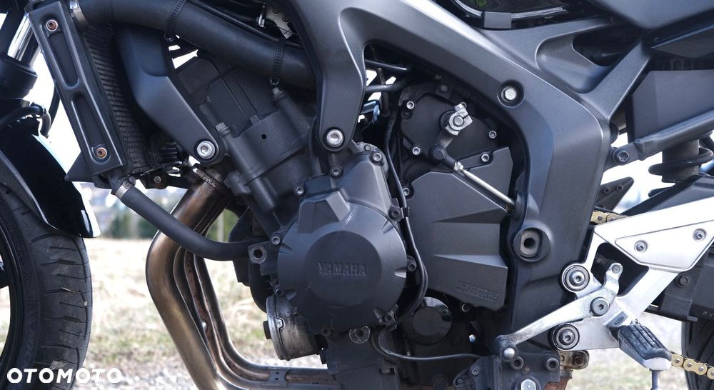 Yamaha FZ6 - 6