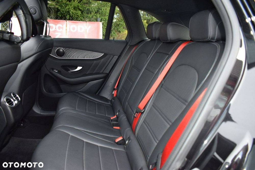 Mercedes-Benz GLC AMG 63 4Matic+ AMG Speedshift MCT - 12
