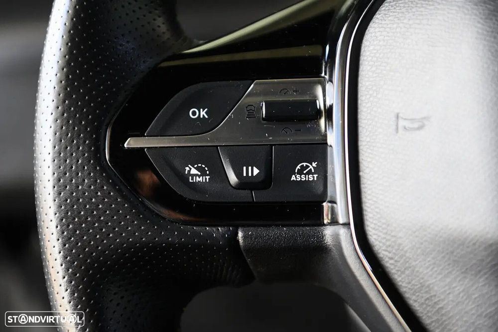 Peugeot 308 1.6 Hybrid GT e-EAT8 - 42