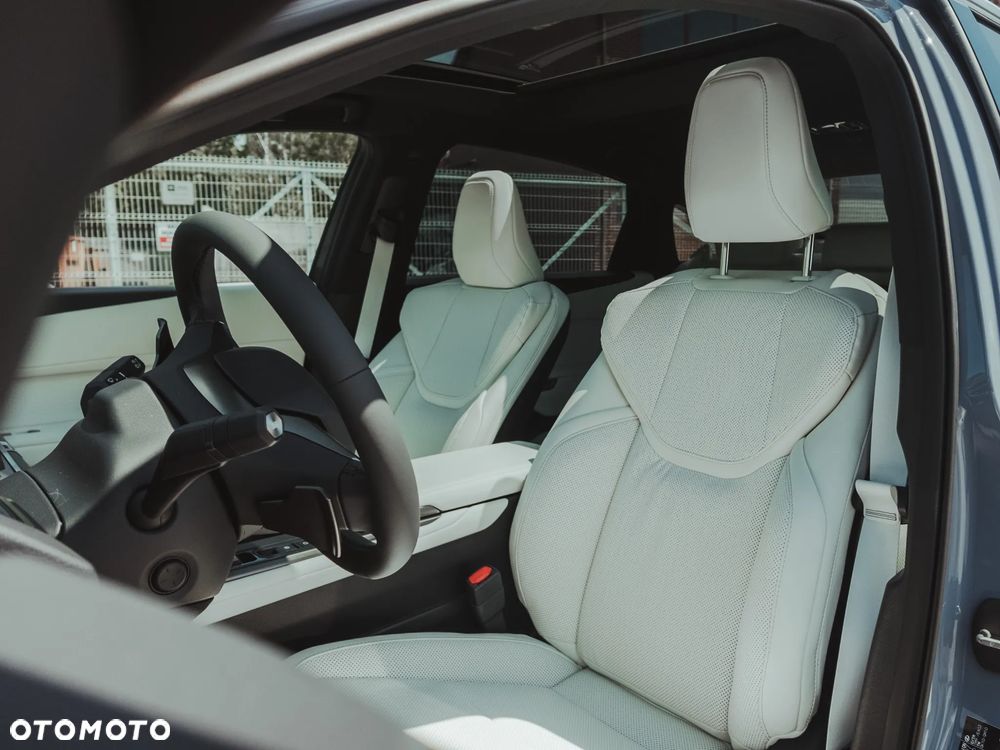 Lexus ES 500e Prestige AWD - 12