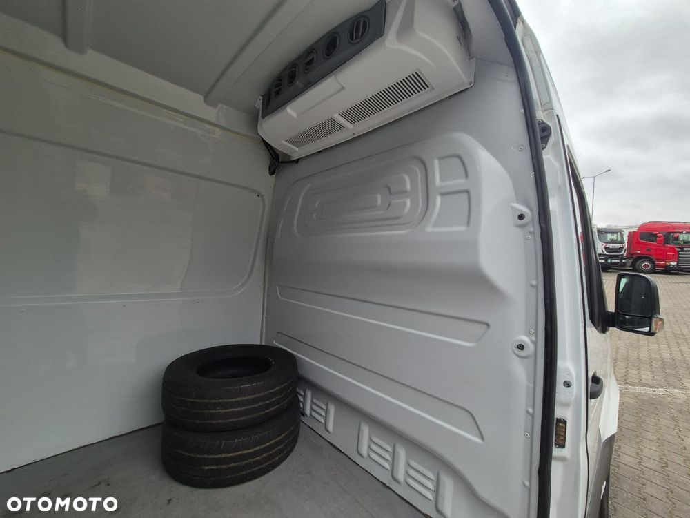 Mercedes-Benz Sprinter Maxi Long - FURGON / BLASZAK / IZOTERMA / OCIEPLONY / OGRZEWANIE NA PAKĘ / SERWISOWANY W ASO / NOWA SKRZYNIA BIEGÓW / ORYG. PRZEBIEG / BRAK RDZY - 19