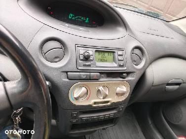 Toyota Yaris - 2