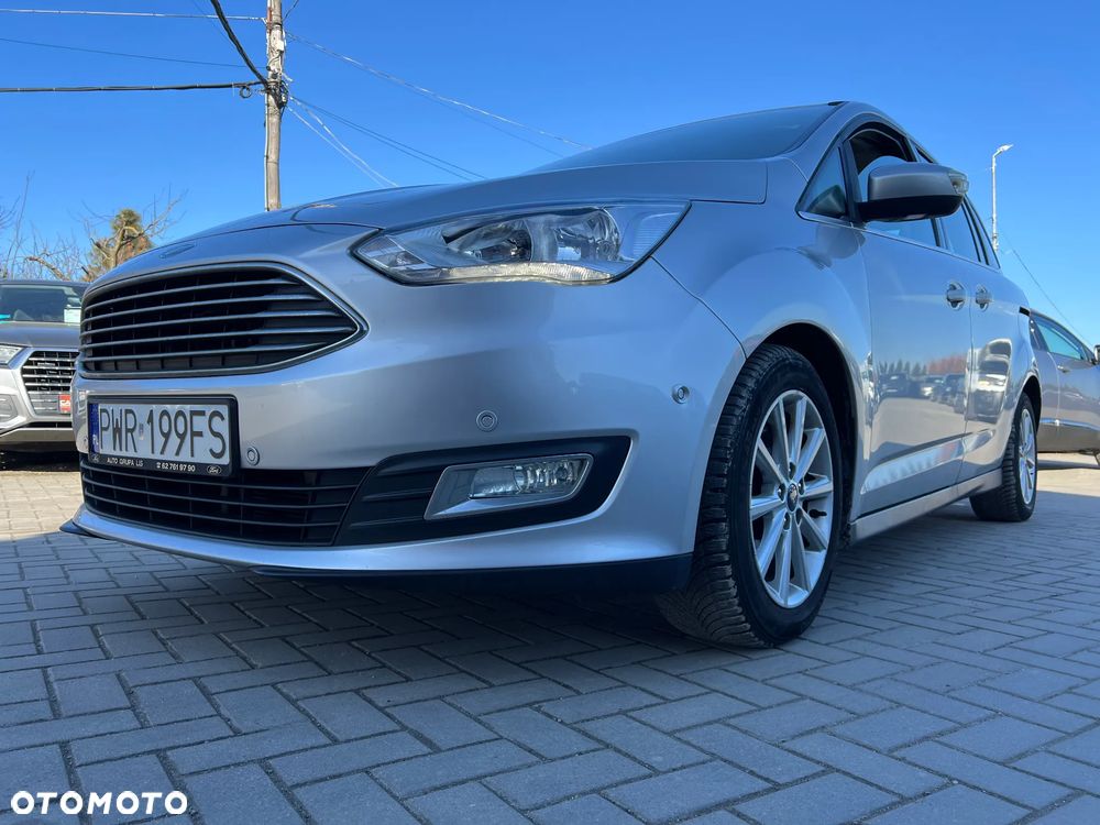 Ford Grand C-MAX - 31