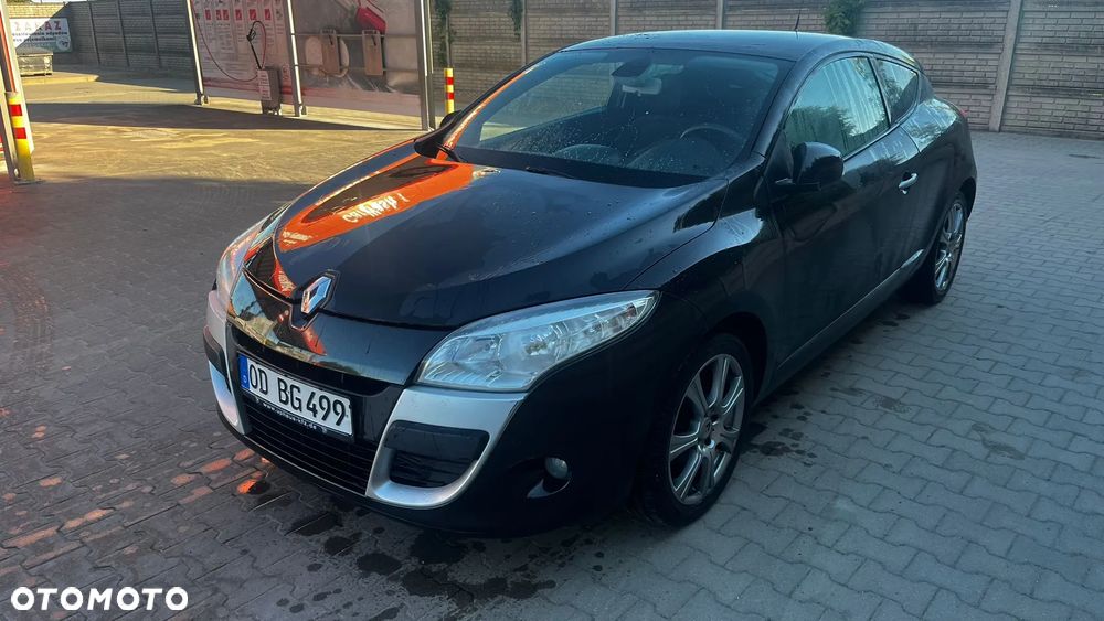 Renault Megane TCe 180 Dynamique - 4
