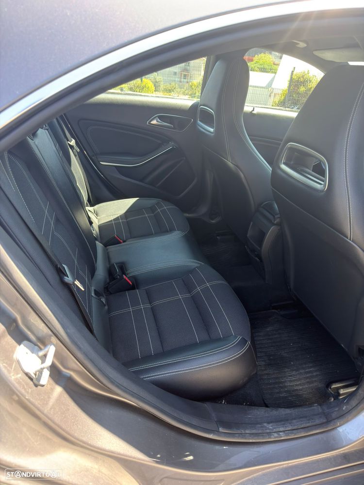 Mercedes-Benz CLA 180 (CDI) d Urban - 8