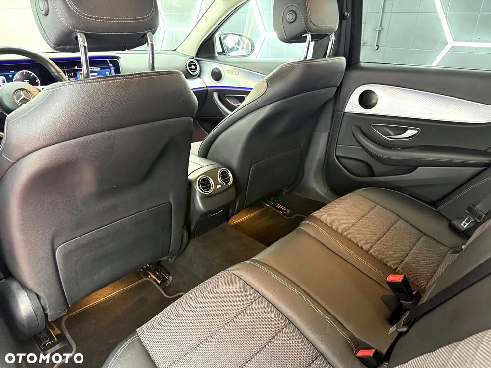 Mercedes-Benz Klasa E 220 d 9G-TRONIC Avantgarde - 30