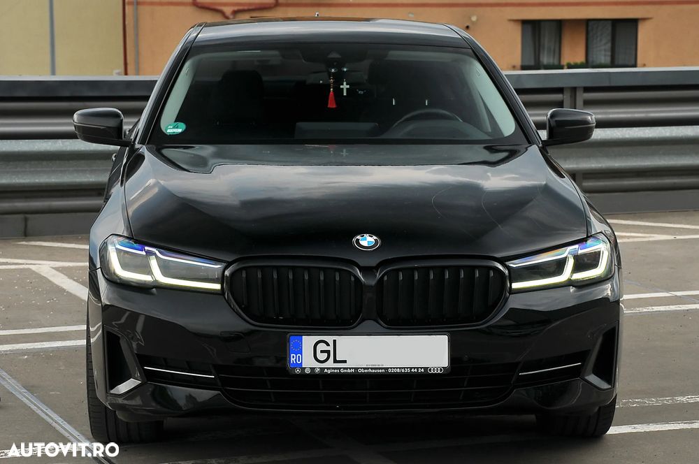 BMW Seria 5 530e xDrive AT PHEV - 9