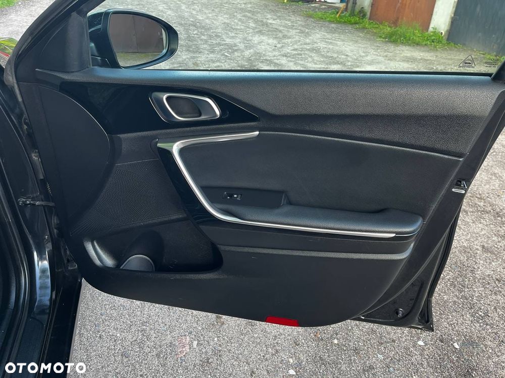 Kia Ceed - 19