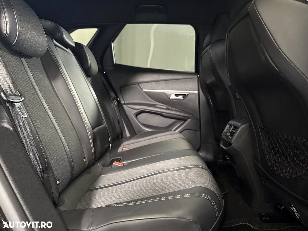 Peugeot 3008 - 13