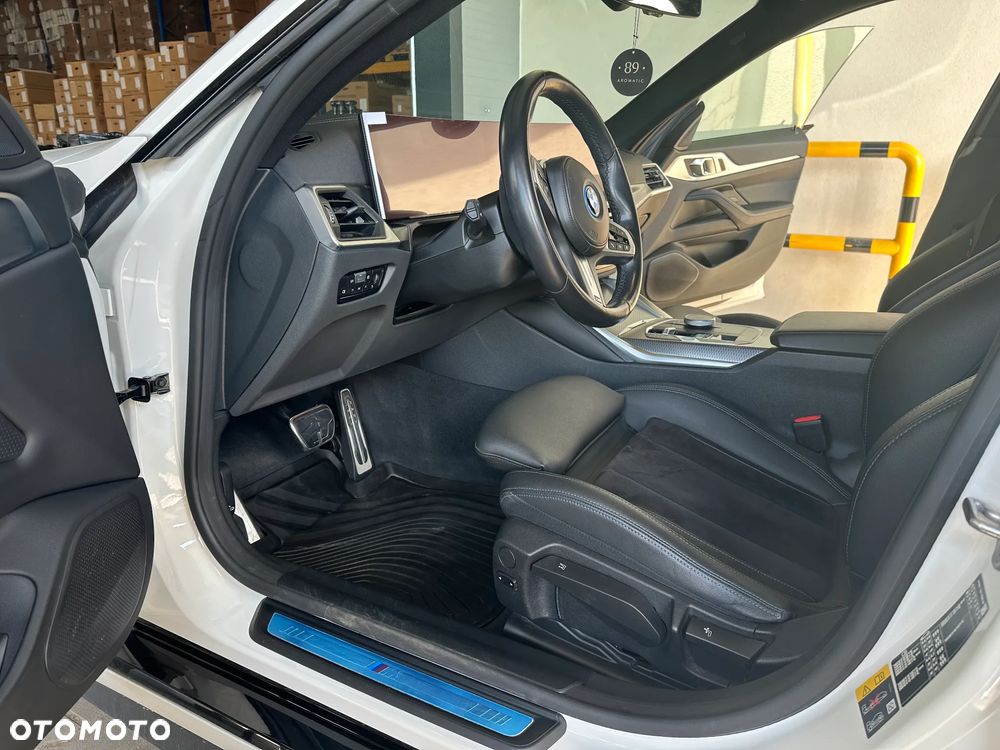 BMW i4 80.7kWh eDrive 35 - 21