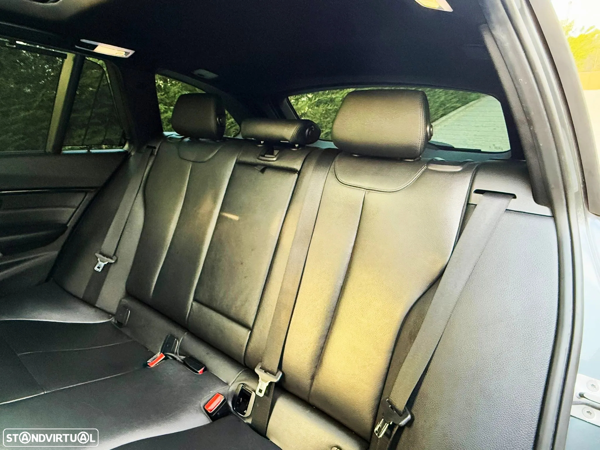 BMW 320 d Touring Aut. M Sport - 22