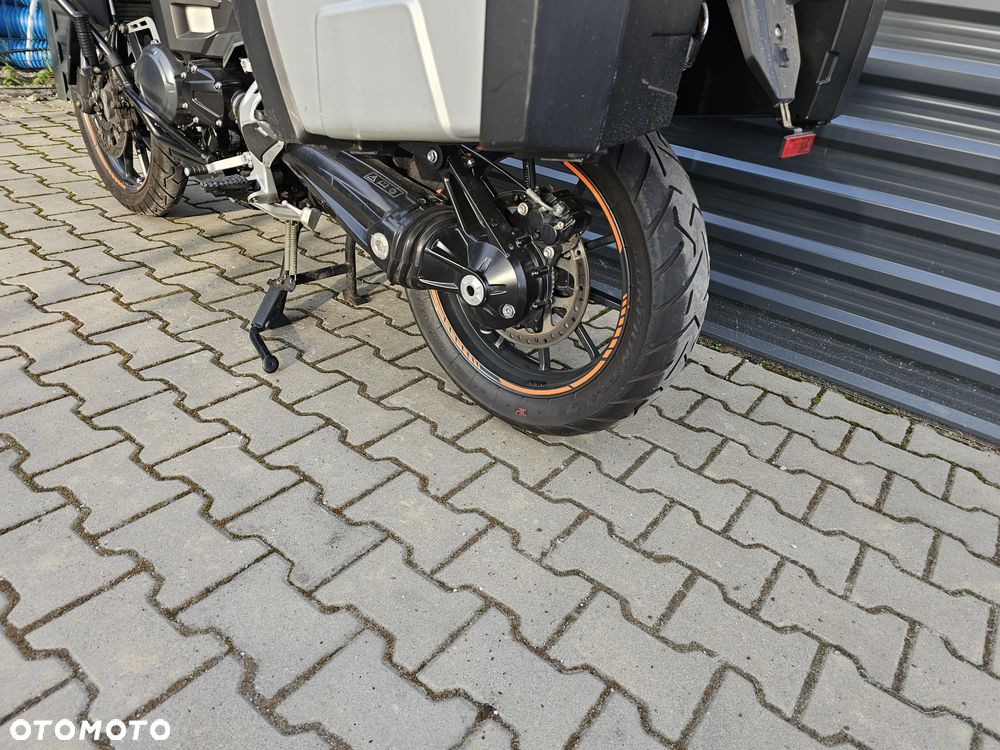 Triumph Tiger - 16