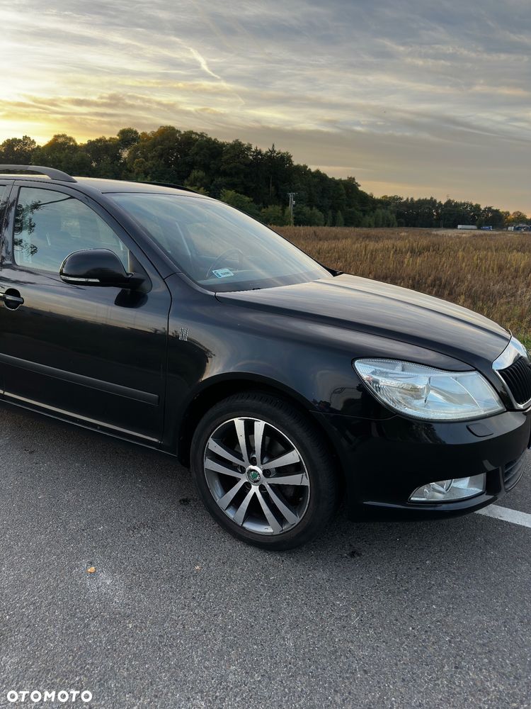 Skoda Octavia - 2
