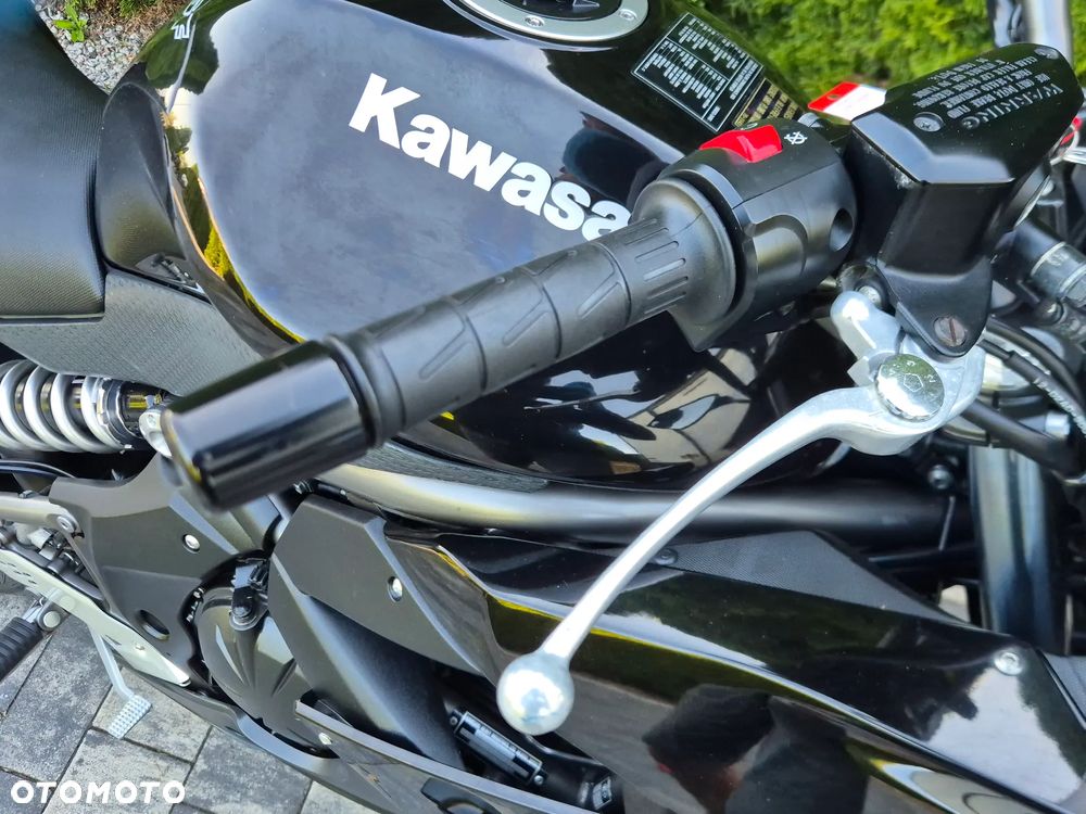 Kawasaki ER - 20