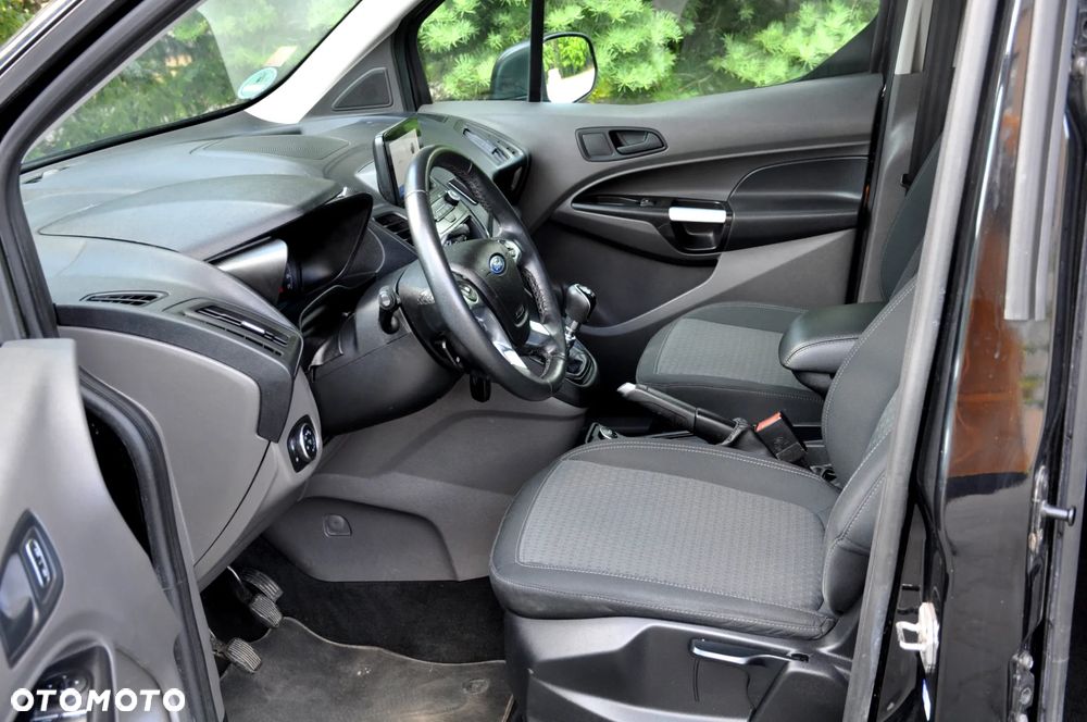 Ford Tourneo Connect 1.5 EcoBlue Titanium - 28