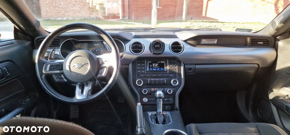 Ford Mustang - 19