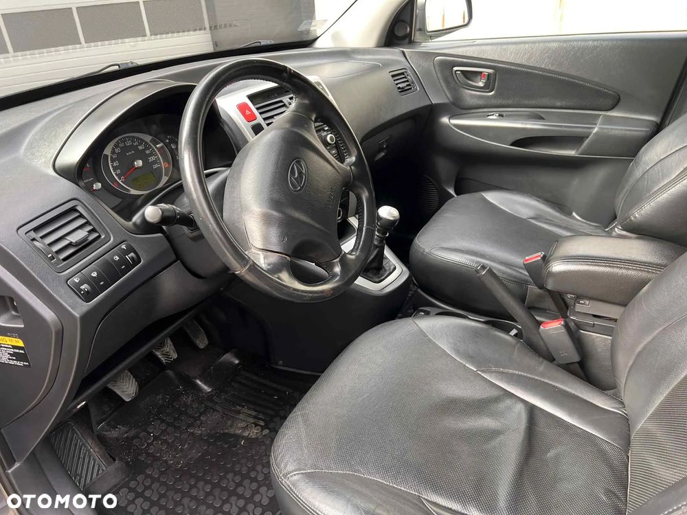 Hyundai Tucson 2.0 CRDi Premium 2WD - 10