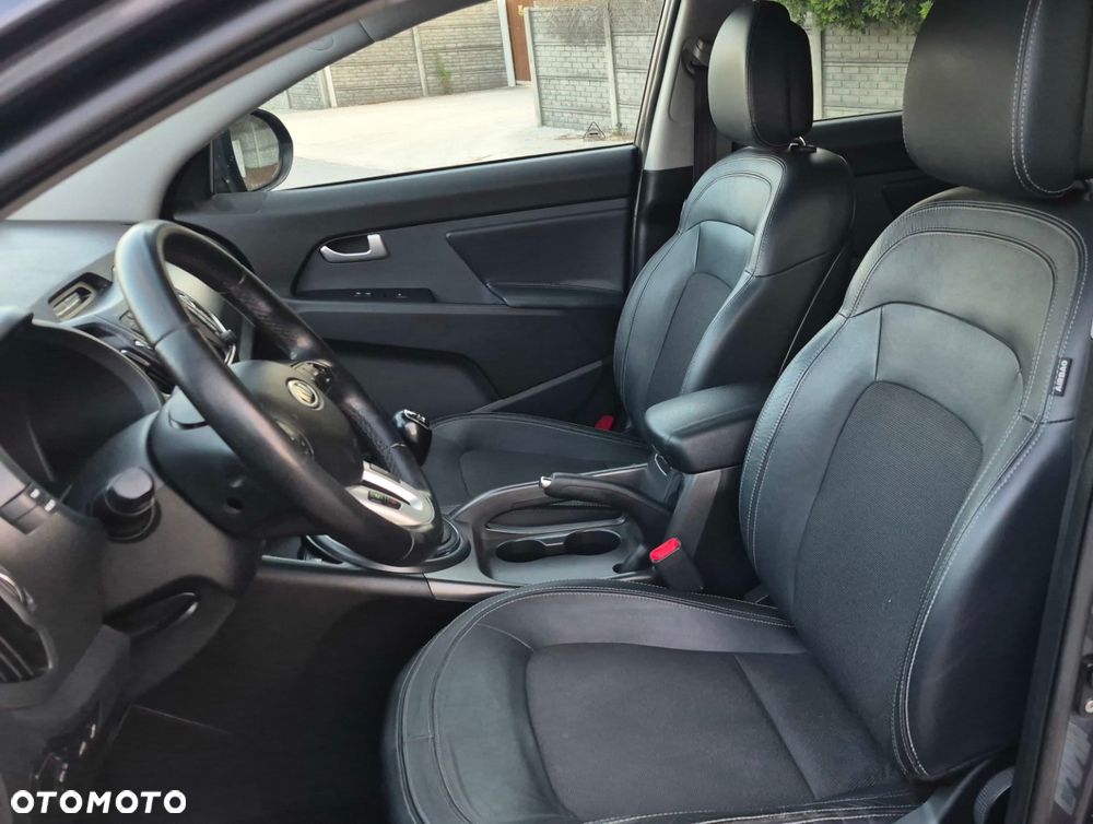 Kia Sportage 2.0 CRDI 2WD Spirit - 21