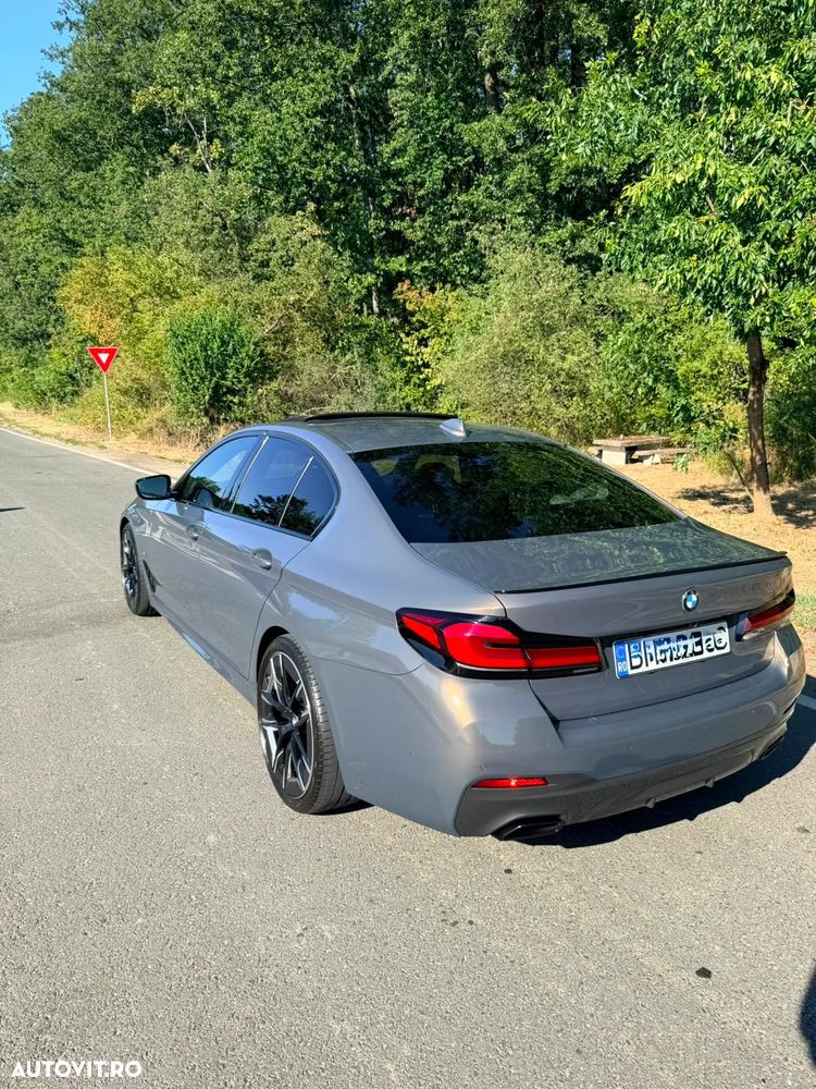 BMW Seria 5 530d xDrive AT MHEV - 15