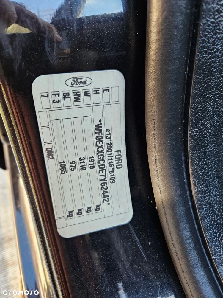 Ford Focus C-Max 1.8 Platinium X - 40