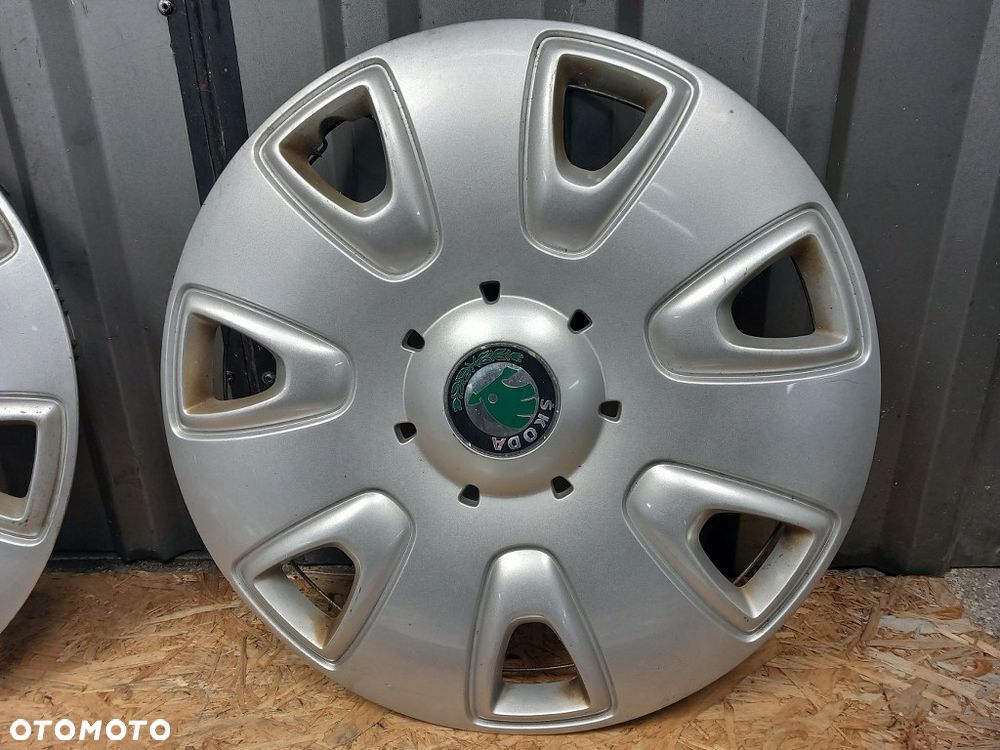 kołpak kołpaki oryginalne komplet skoda fabia ii octavia ii r16 5l0601147 - 3