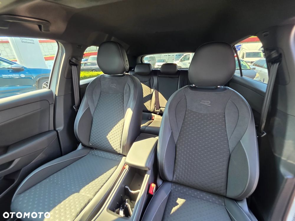 Volkswagen T-Roc 1.5 eTSI R-Line DSG - 18