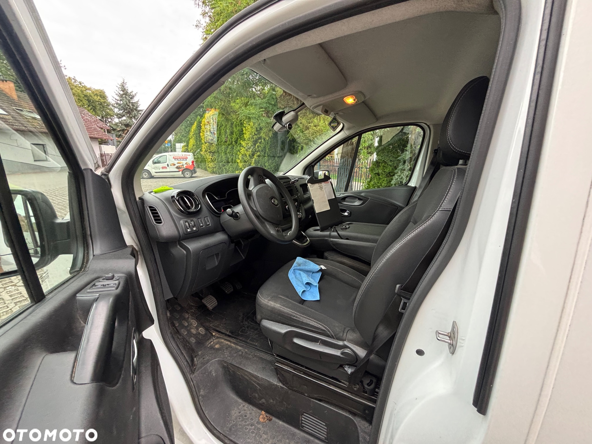 Renault Trafic - 2