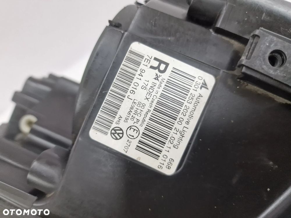 VW T5 LIFT 7E0 MULTIVAN 10- PRAWA ZWYKŁA LAMPA PRZEDNIA PRZÓD , NR 7E1941016J , NR AUKCJI LA63 - 14