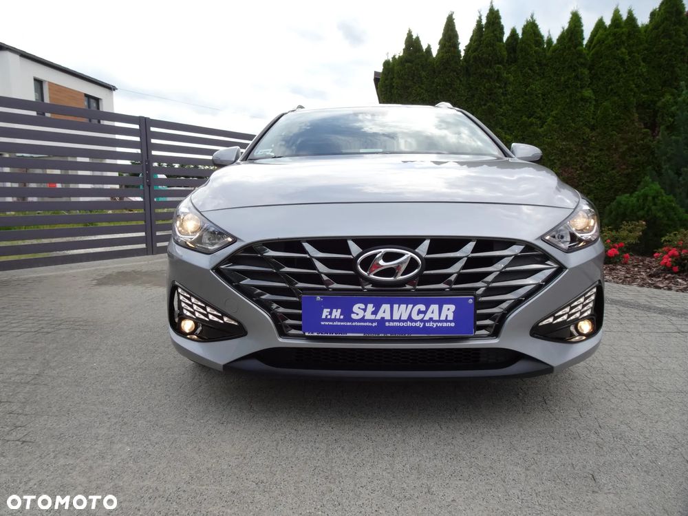 Hyundai i30 1.5 DPI Comfort - 10