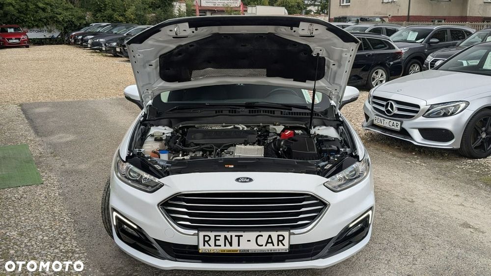 Ford Mondeo - 38