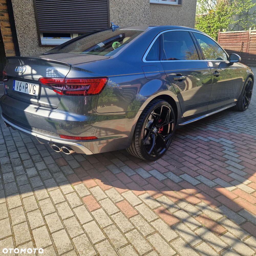 Audi S4 Limousine - 3