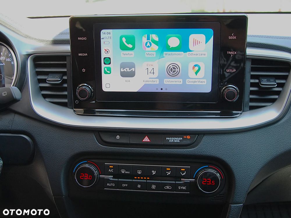 Kia Ceed - 22