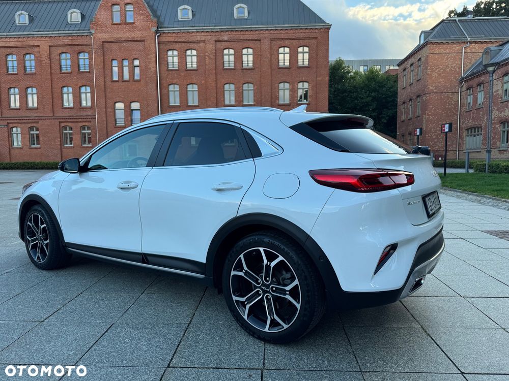 Kia XCeed 1.5 T-GDI L Business Line DCT - 3